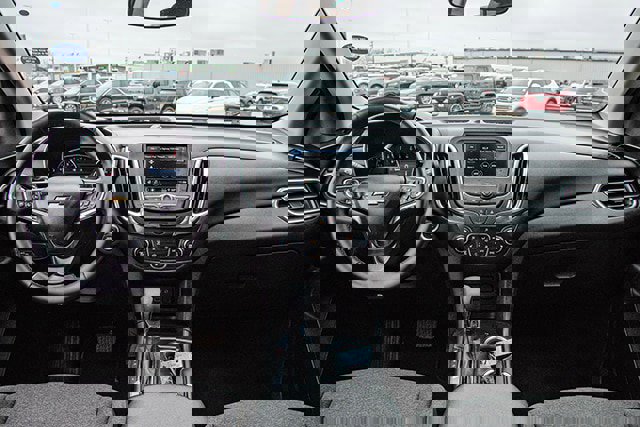 Used 2024 Chevrolet Equinox LT image 5