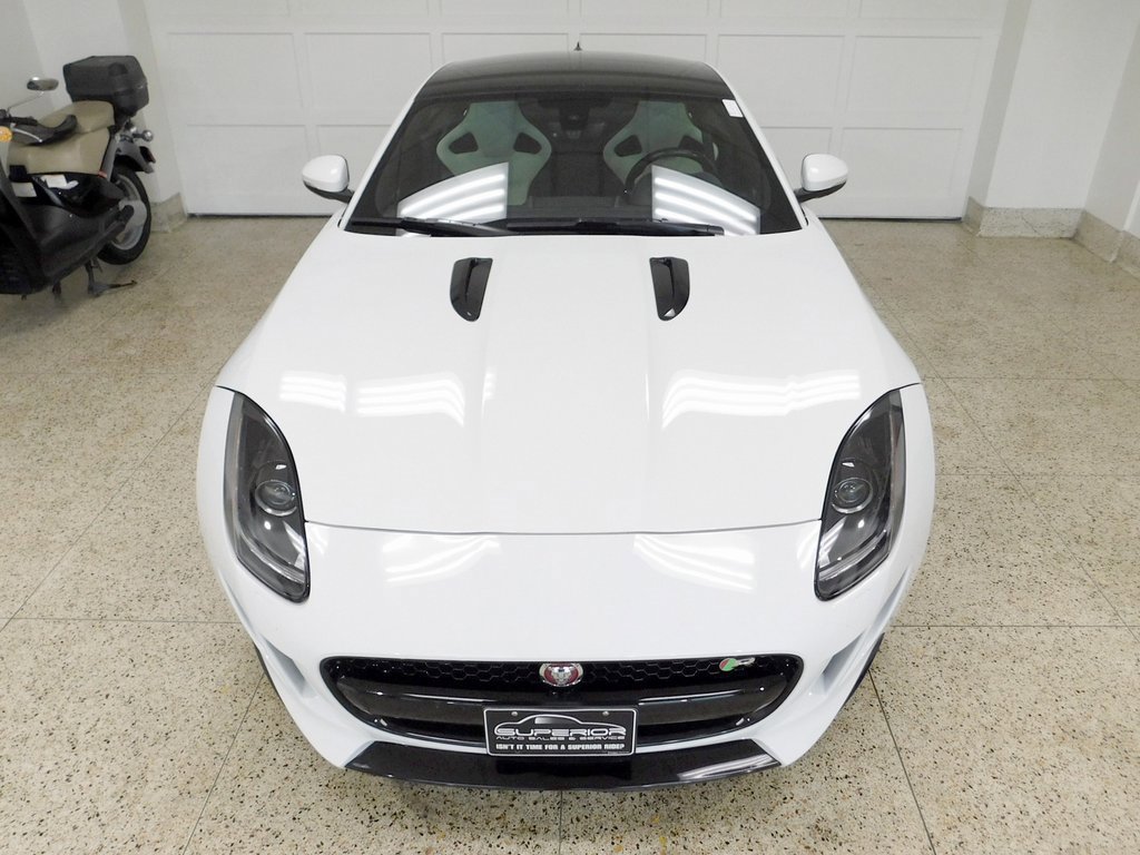 Used 2015 Jaguar F-TYPE R image 18
