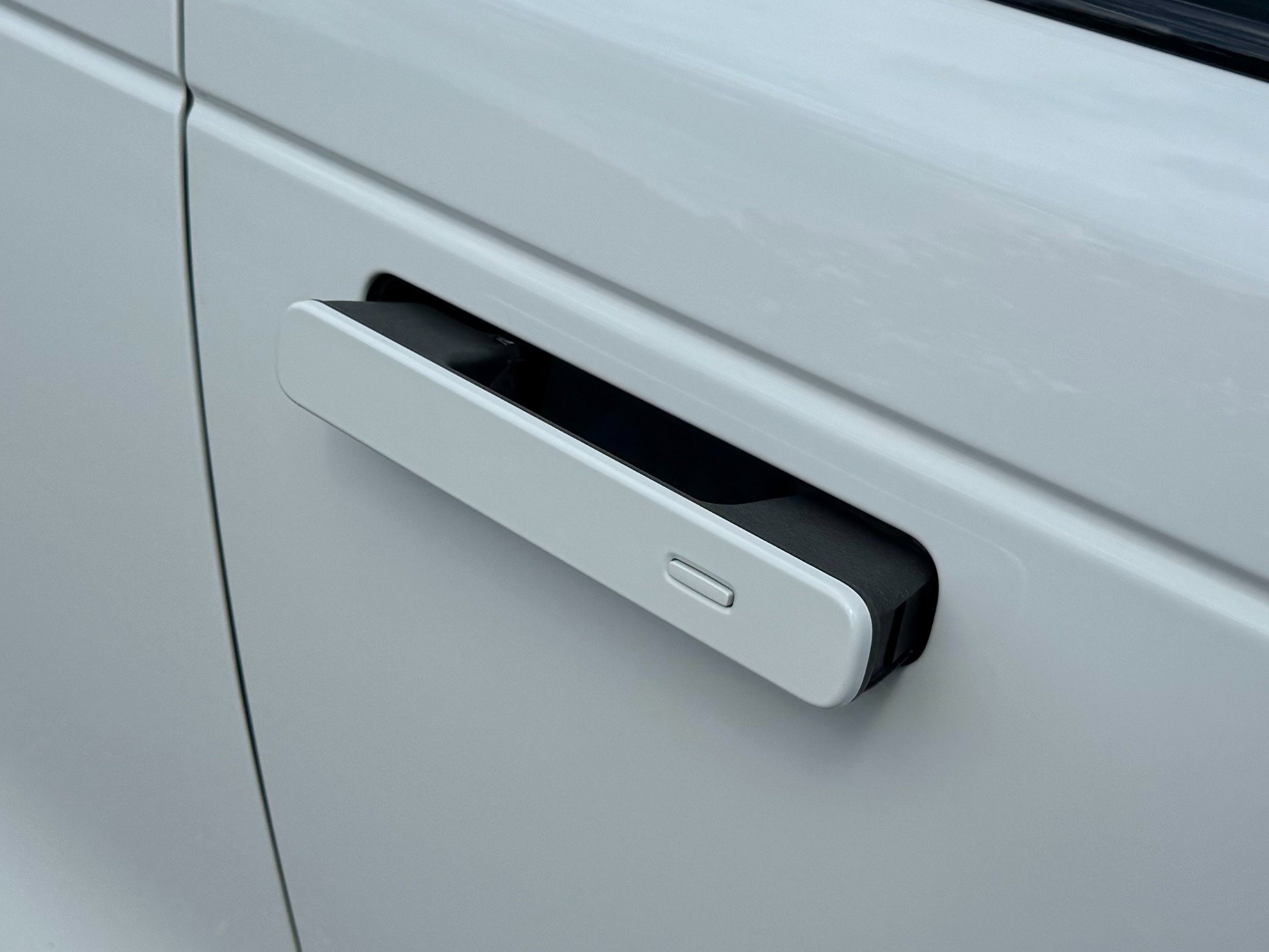 Used 2023 Land Rover Range Rover Velar R-Dynamic S image 80