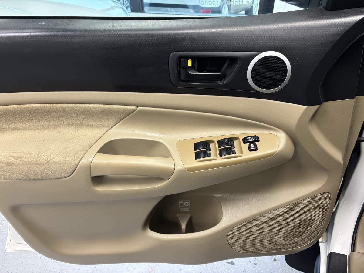 Used 2009 Toyota Tacoma PreRunner image 20