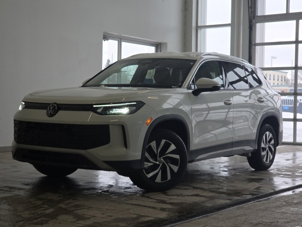 New 2026 Volkswagen Tiguan S image 2