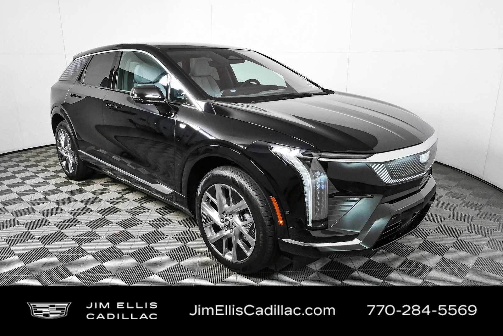 Used 2025 Cadillac Optiq Luxury 1 AWD/4WD image 1