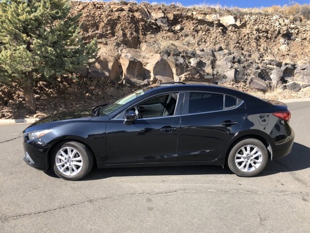 Used 2016 MAZDA MAZDA3 i Touring w/ Popular Equipment Package image 13
