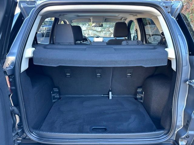 Used 2021 Ford EcoSport SE w/ SE Convenience Package image 23