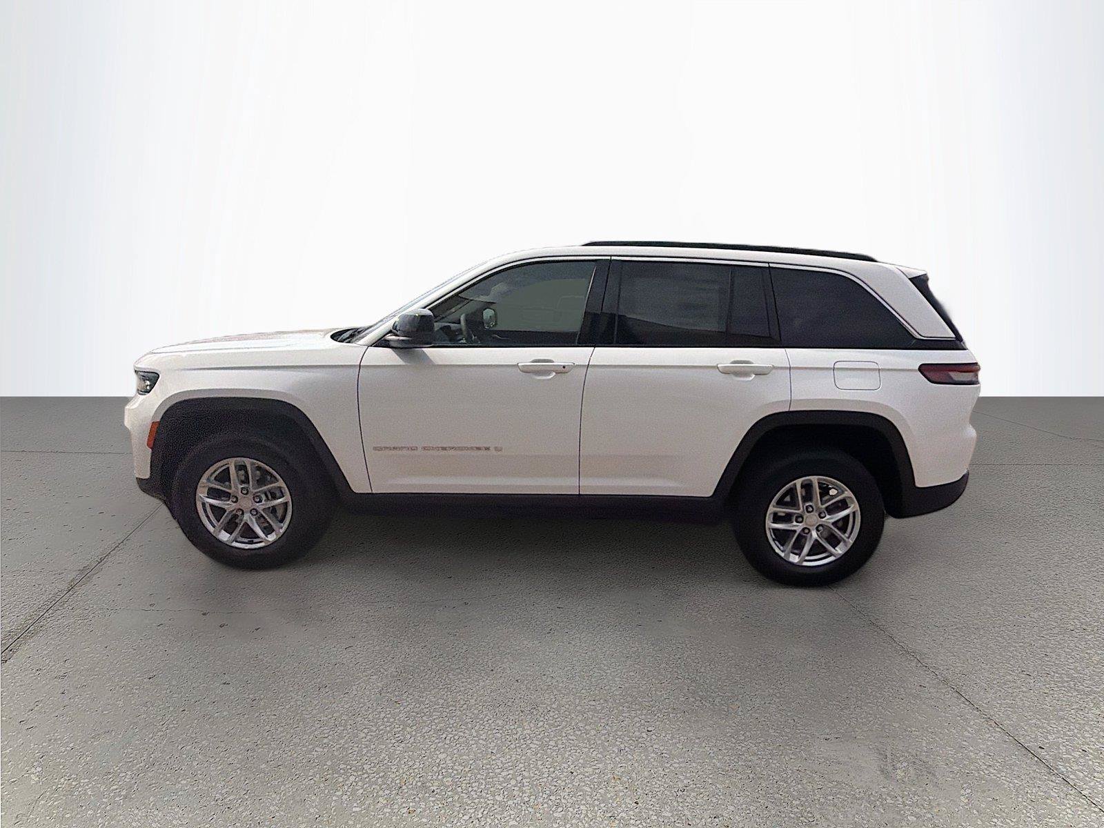 New 2026 Jeep Grand Cherokee Laredo X AWD/4WD image 7