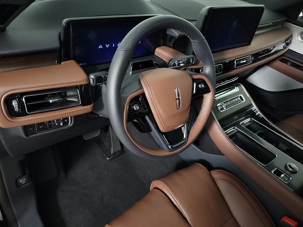 New 2026 Lincoln Aviator Reserve w/ Luxury Package RWD image 20