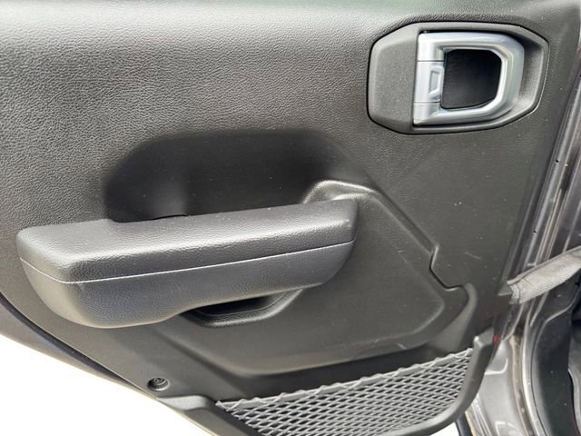 Used 2024 Jeep Wrangler Unlimited Sport AWD/4WD image 16
