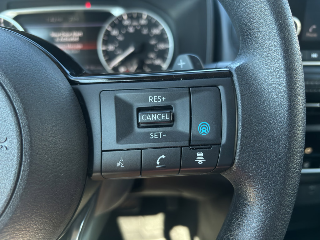 Used 2023 Nissan Rogue SV image 21