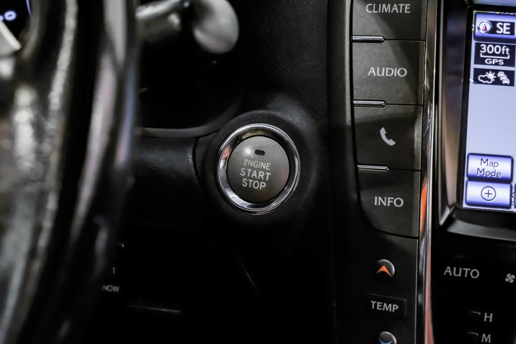 Used 2013 Lexus IS 250C w/ Luxury Pkg RWD image 31