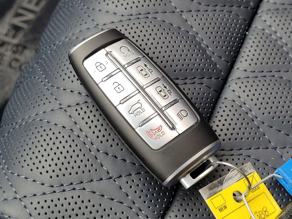 Used 2024 Genesis GV70 3.5T Sport w/ Sport Advanced Package image 25