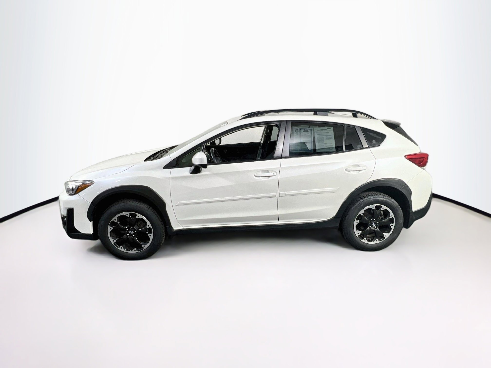 Used 2023 Subaru Crosstrek 2.0i Premium AWD/4WD image 8