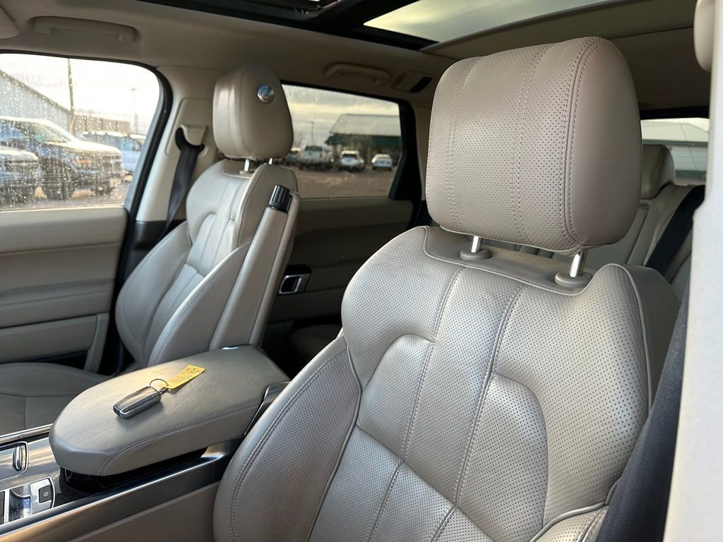 Used 2014 Land Rover Range Rover Sport Supercharged image 3