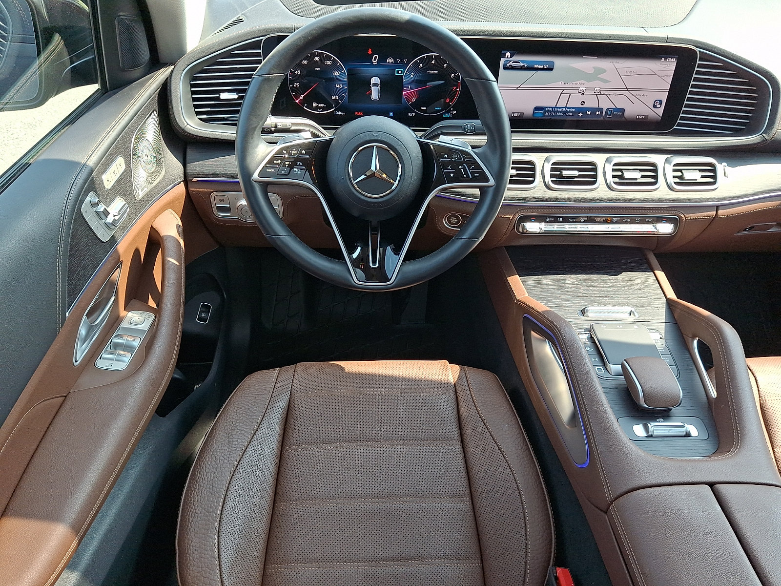 Used 2025 Mercedes-Benz GLE 580 4MATIC image 11