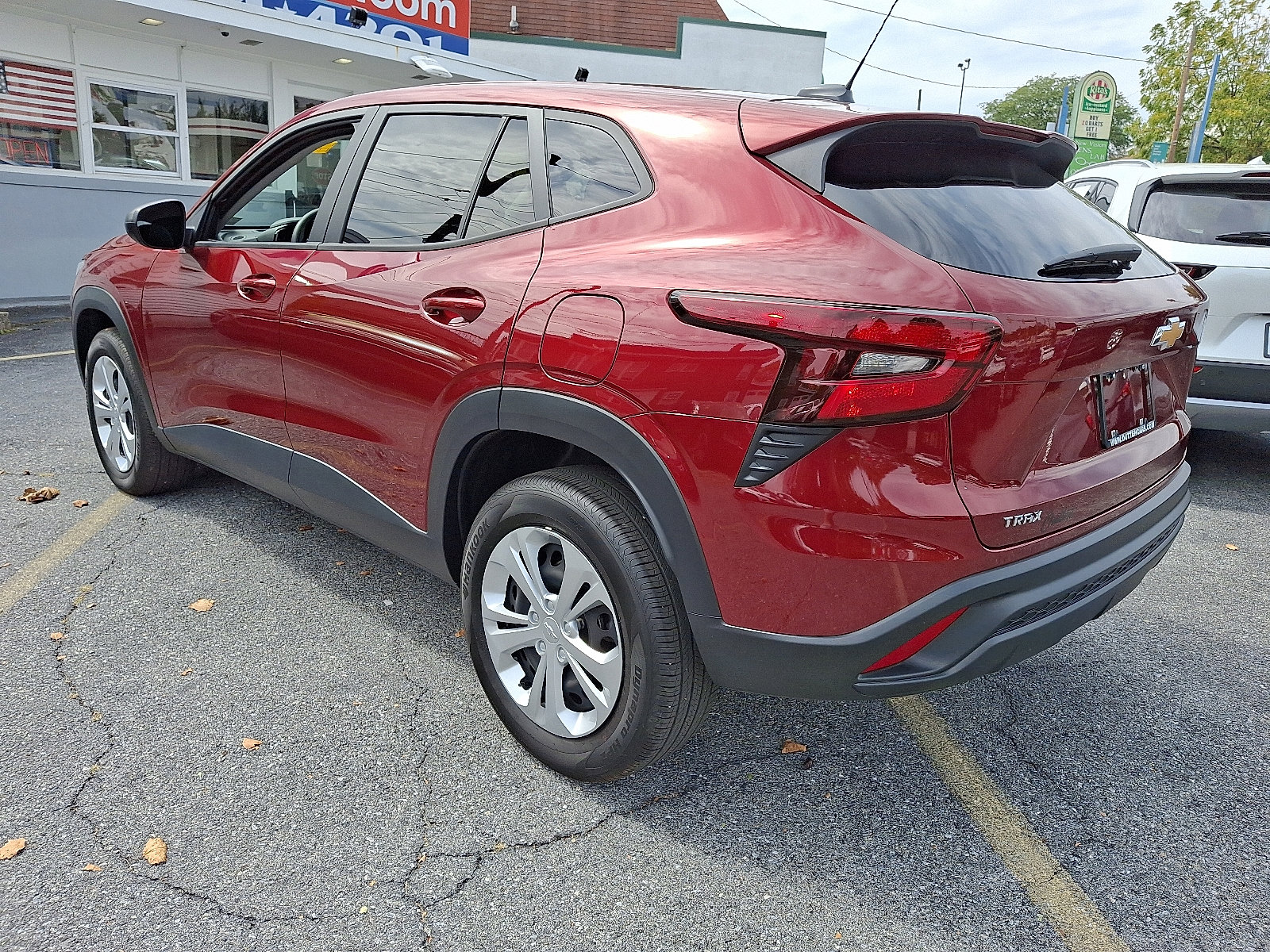 Used 2024 Chevrolet Trax LS image 3