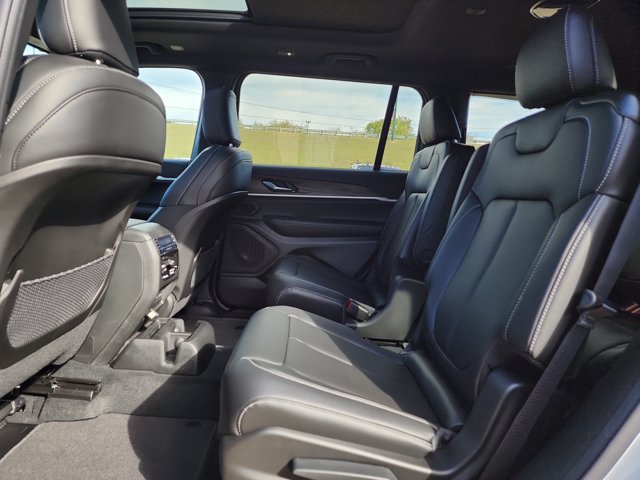 New 2027 Jeep Grand Cherokee L Limited AWD/4WD image 12