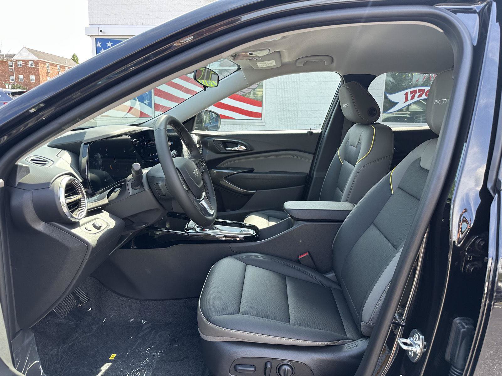 New 2026 Chevrolet Trax ACTIV w/ Driver Confidence Package FWD image 10