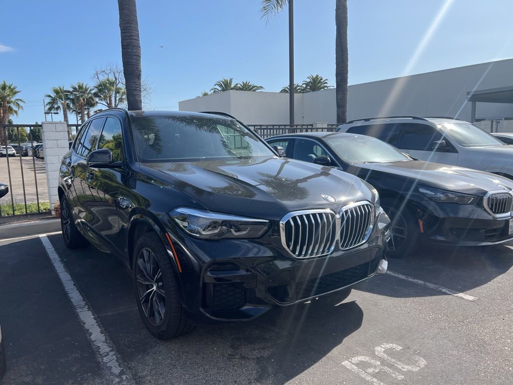 Certified 2023 BMW X5 xDrive45e w/ M Sport Package AWD/4WD image 2