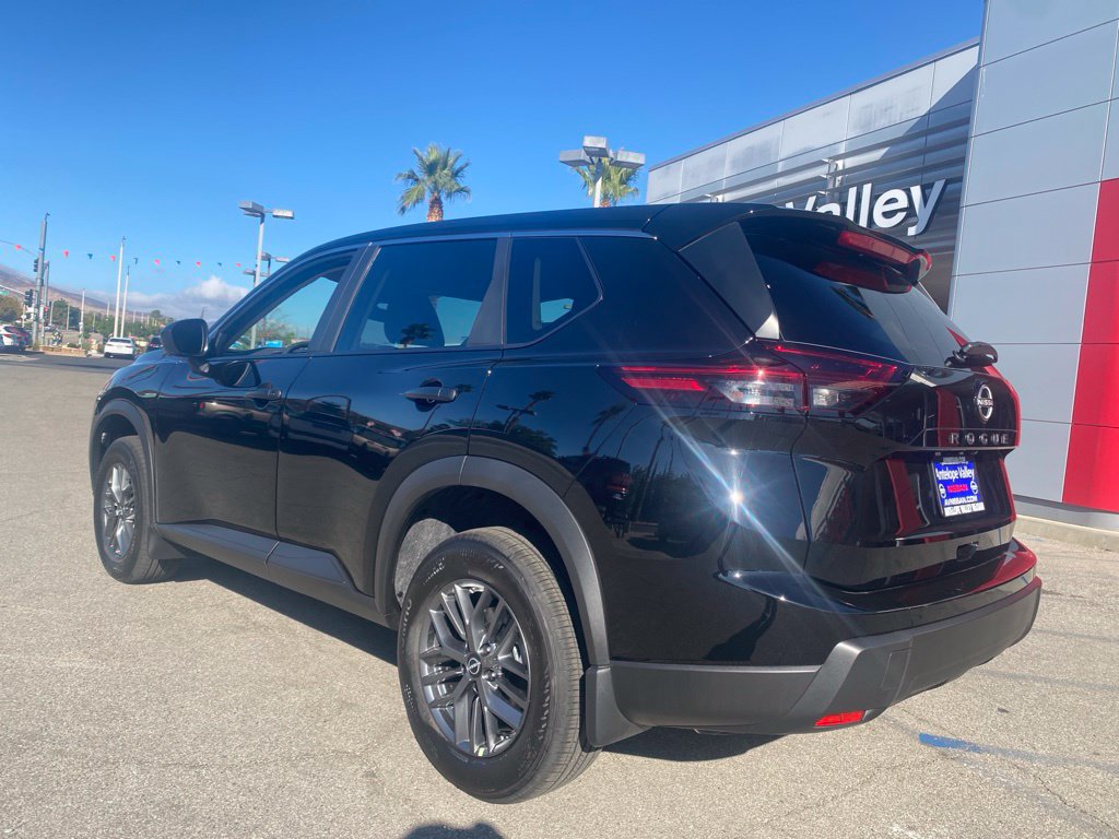 New 2026 Nissan Rogue S FWD image 5
