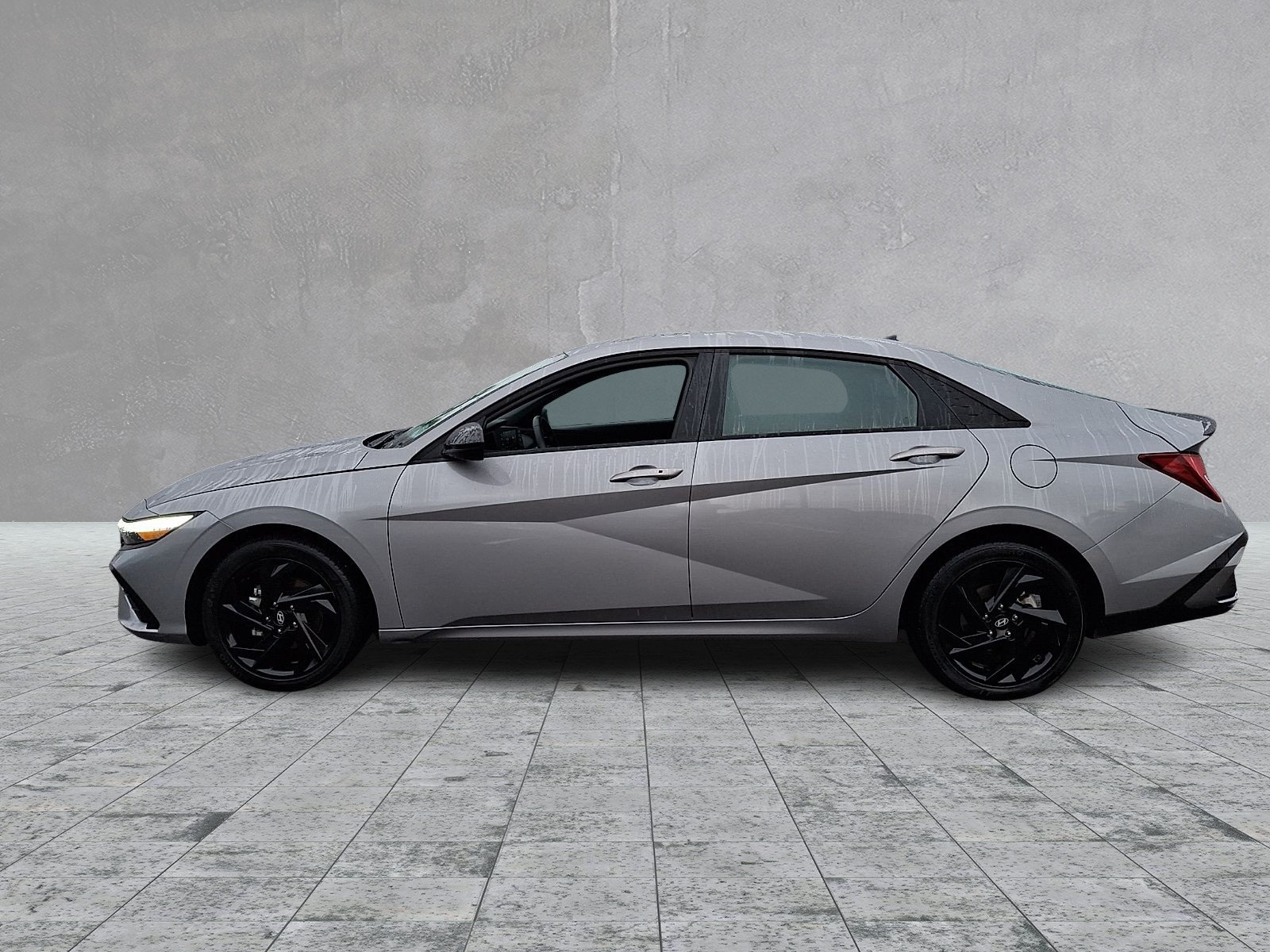 Used 2026 Hyundai Elantra Sport FWD image 7