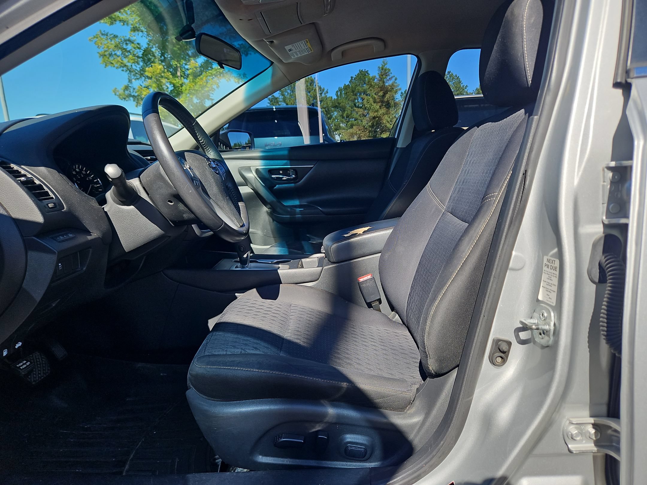 Used 2017 Nissan Altima 2.5 SV FWD image 22