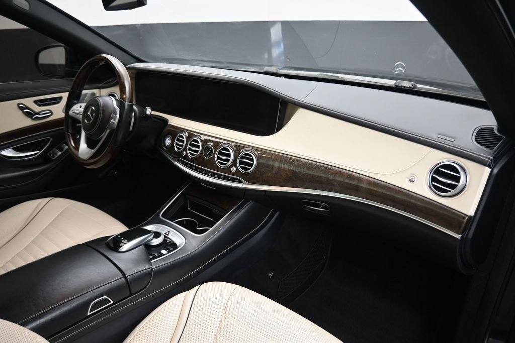Used 2020 Mercedes-Benz S 450 4MATIC Sedan w/ Premium Package image 47