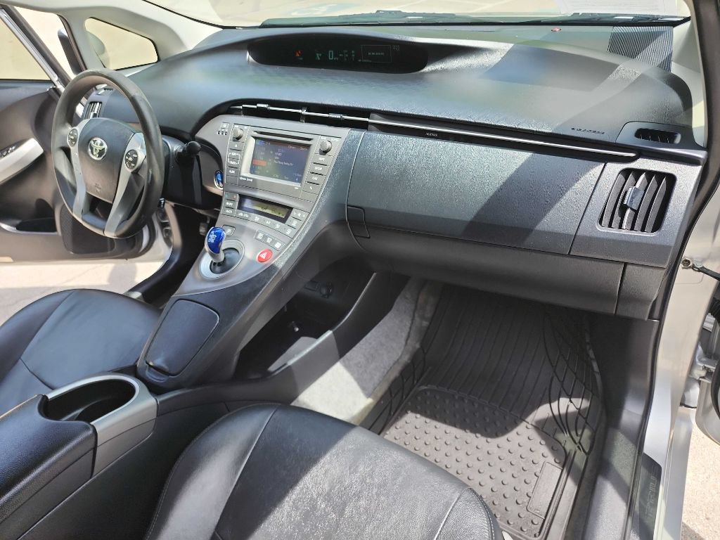 Used 2012 Toyota Prius Three w/ Solar Roof Pkg FWD image 36