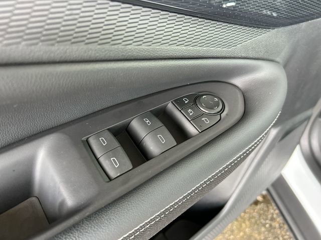 Used 2024 Chevrolet Blazer EV LT AWD/4WD image 23