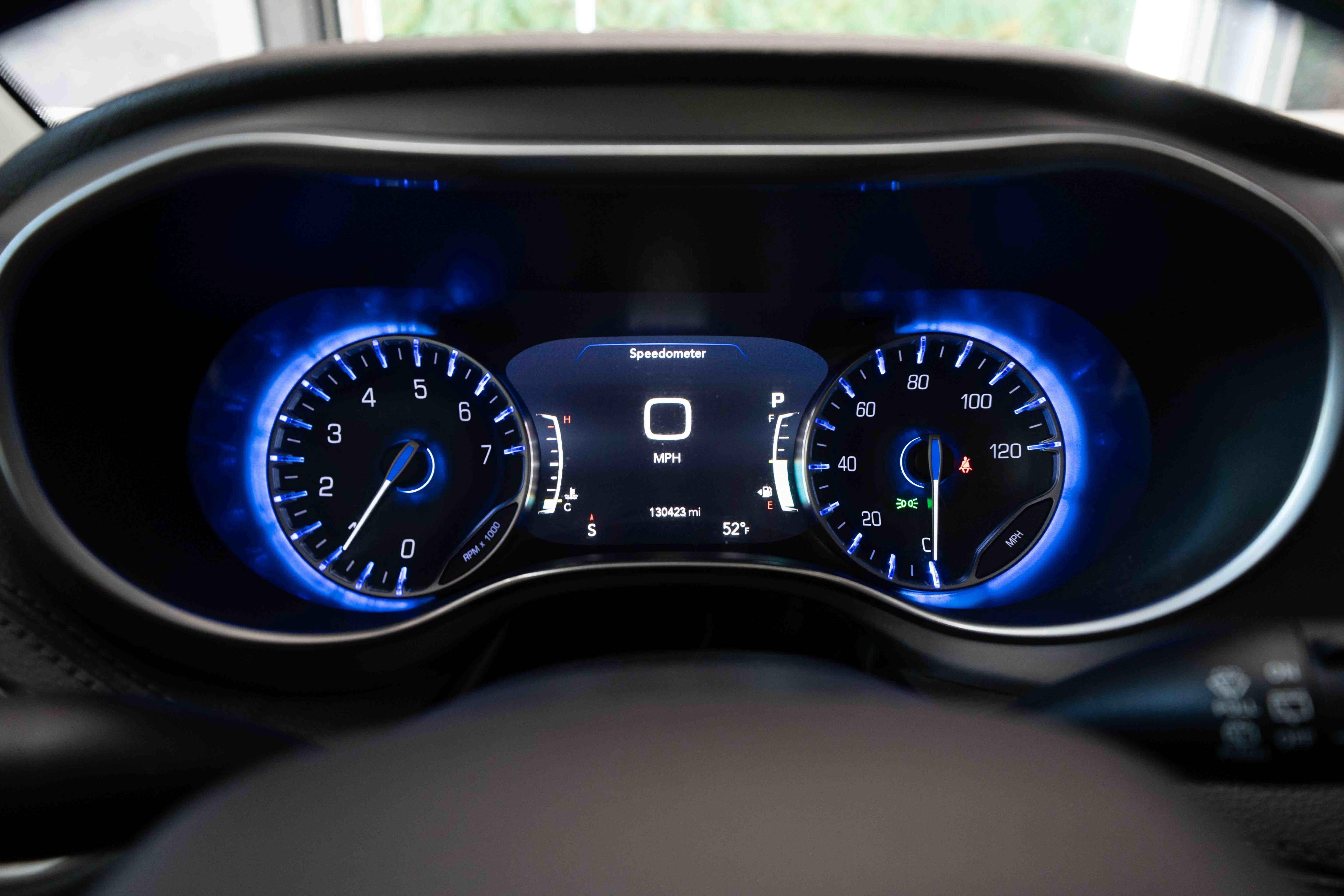 Used 2018 Chrysler Pacifica Limited FWD image 16