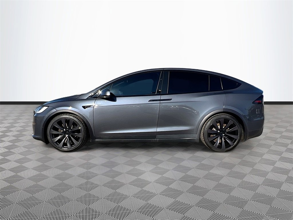 Used 2022 Tesla Model X Plaid image 4