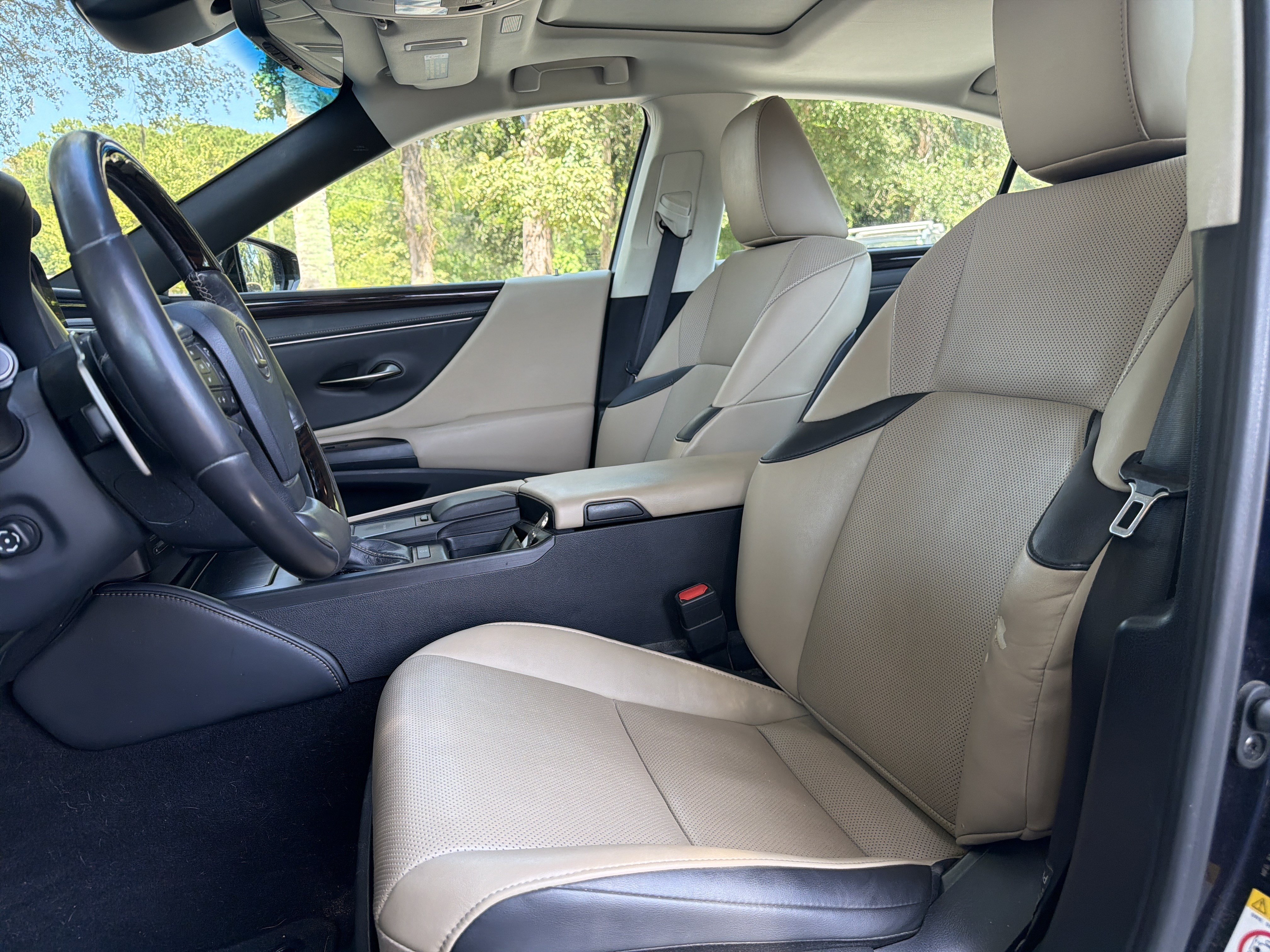 Used 2019 Lexus ES 350 w/ Premium Package FWD image 15