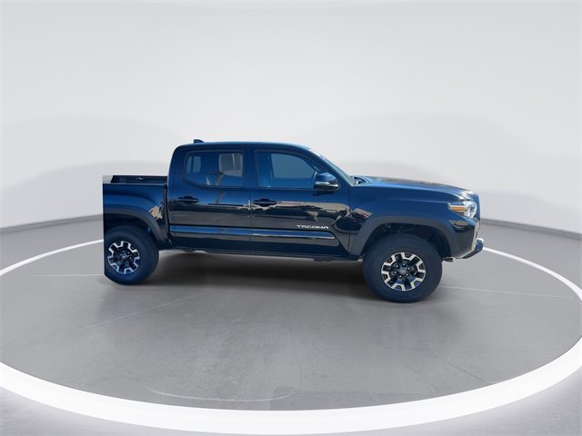 Used 2021 Toyota Tacoma TRD Off-Road image 8