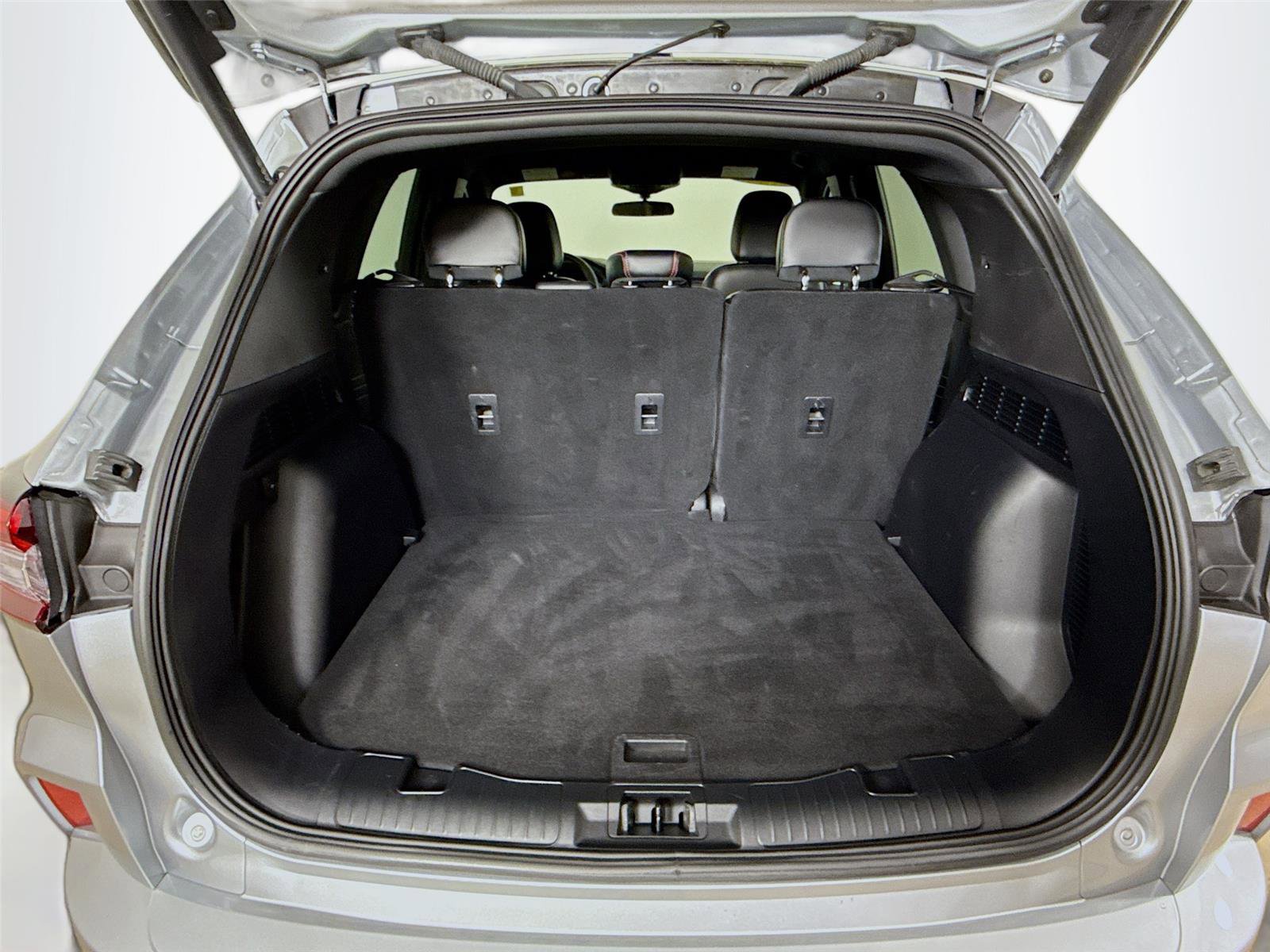 Used 2024 Ford Escape ST-Line image 25