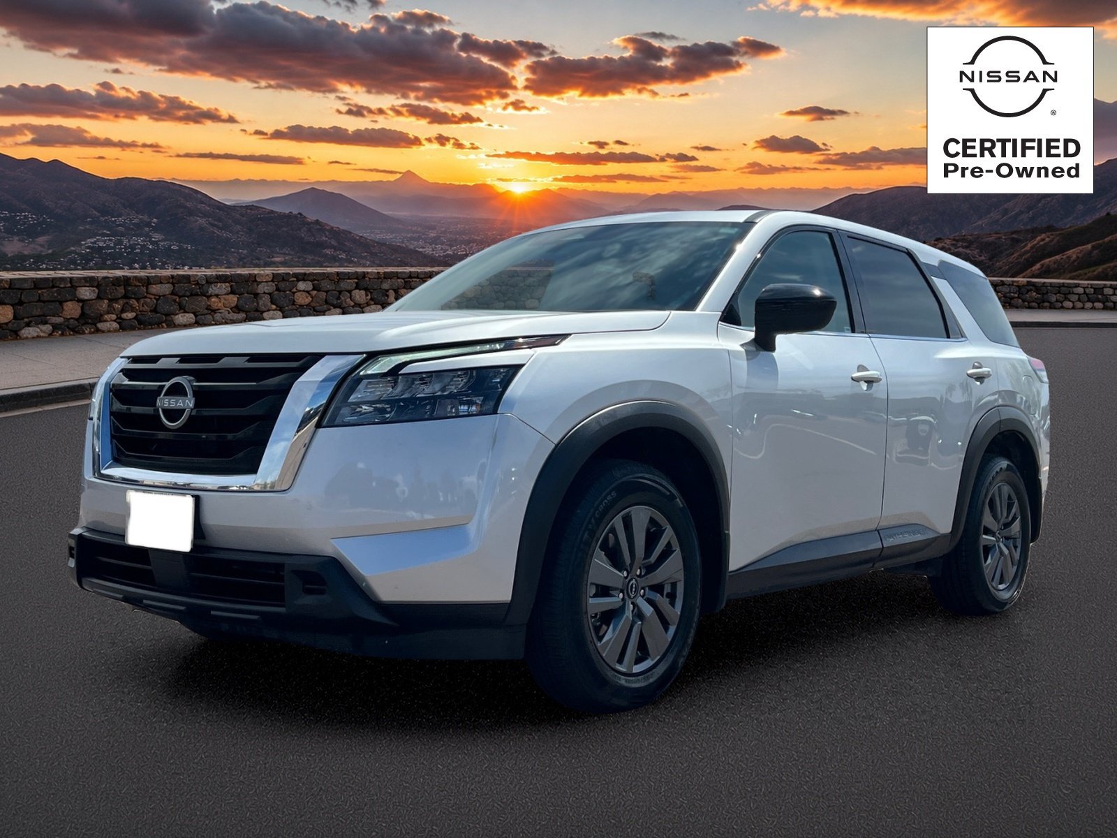 Certified 2025 Nissan Pathfinder S FWD image 2