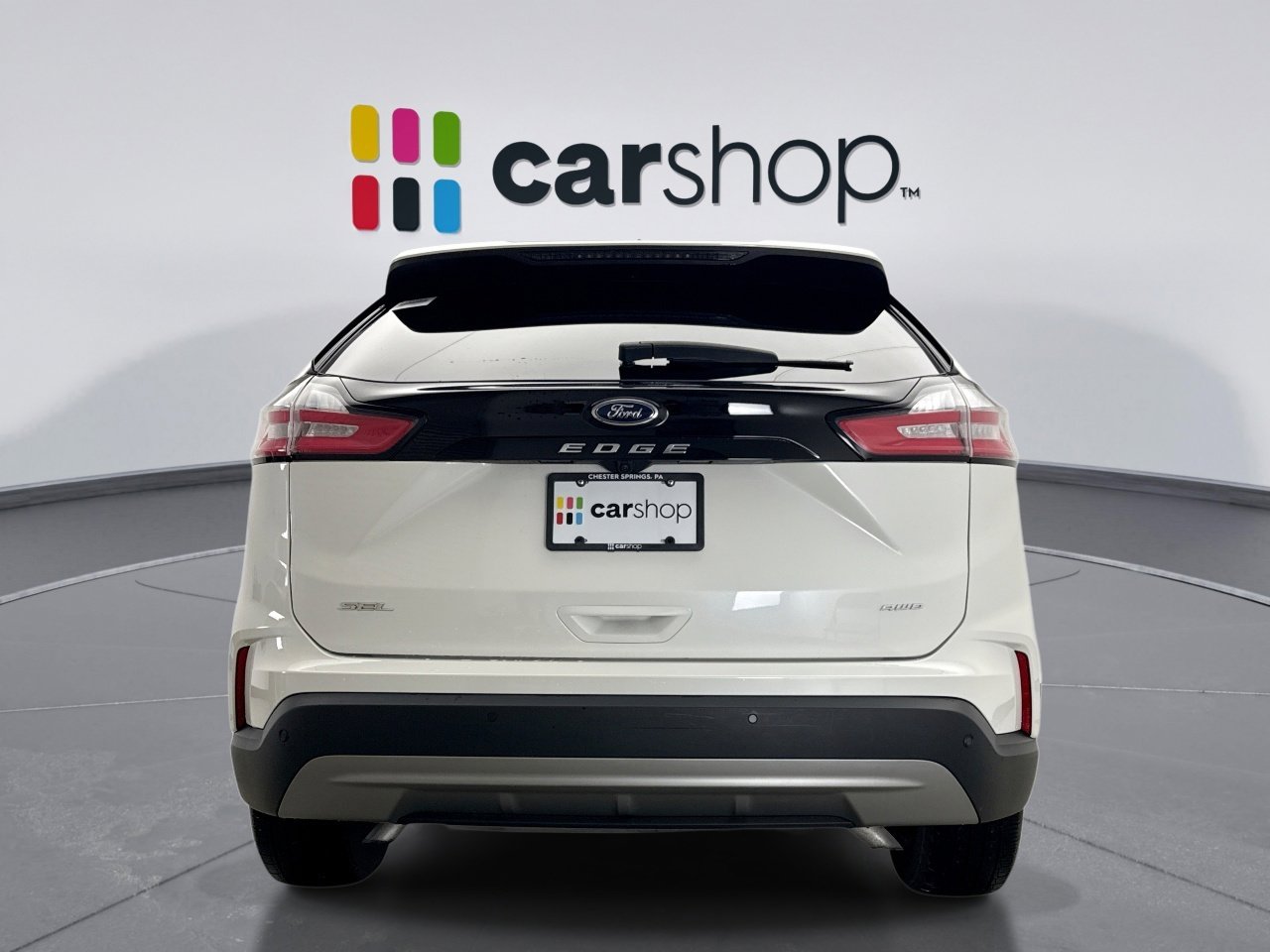 Used 2024 Ford Edge SEL w/ Convenience Package image 4