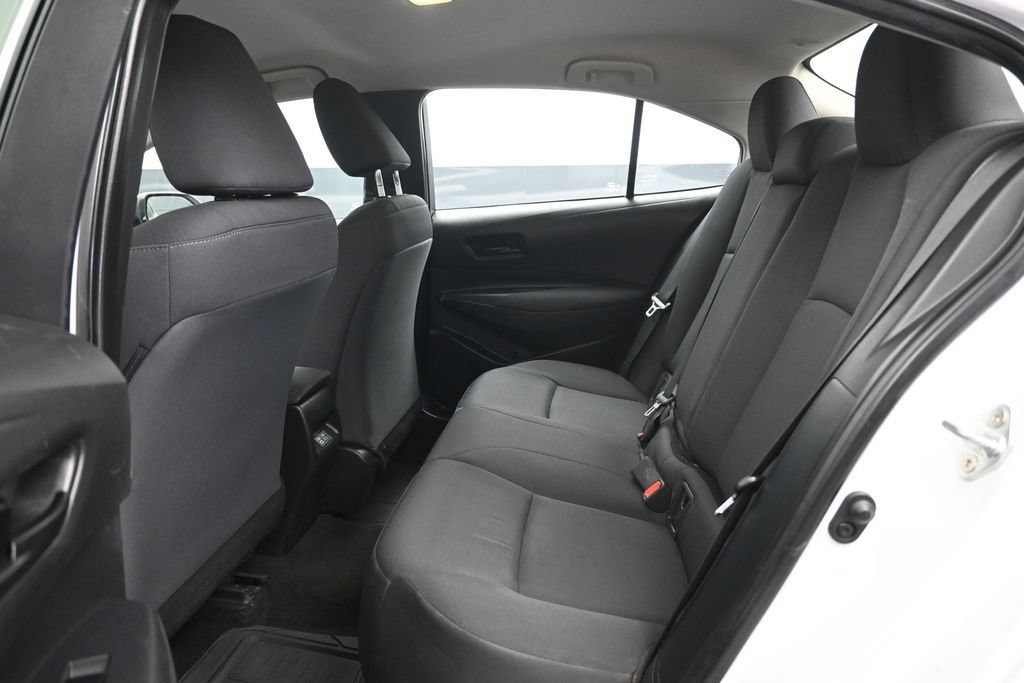 Used 2023 Toyota Corolla LE FWD image 10