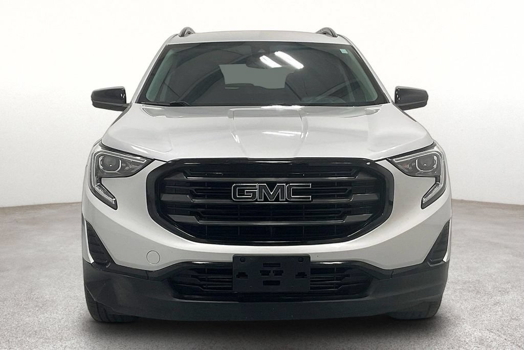 Used 2021 GMC Terrain SLE w/ Driver Convenience Package FWD image 3