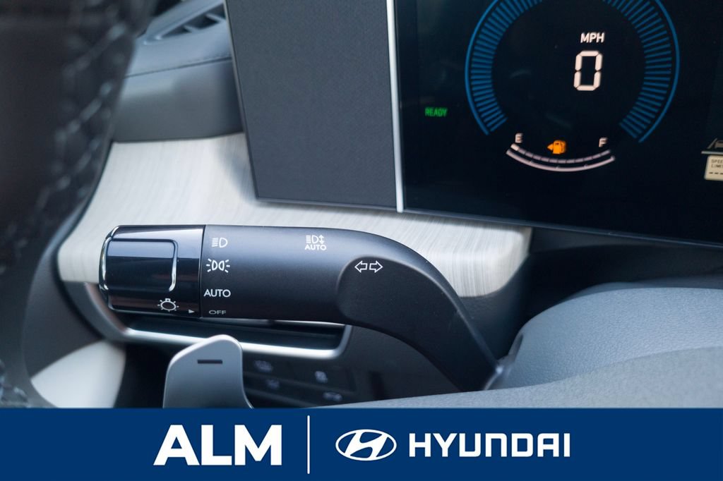 New 2025 Hyundai Sonata SEL FWD image 31