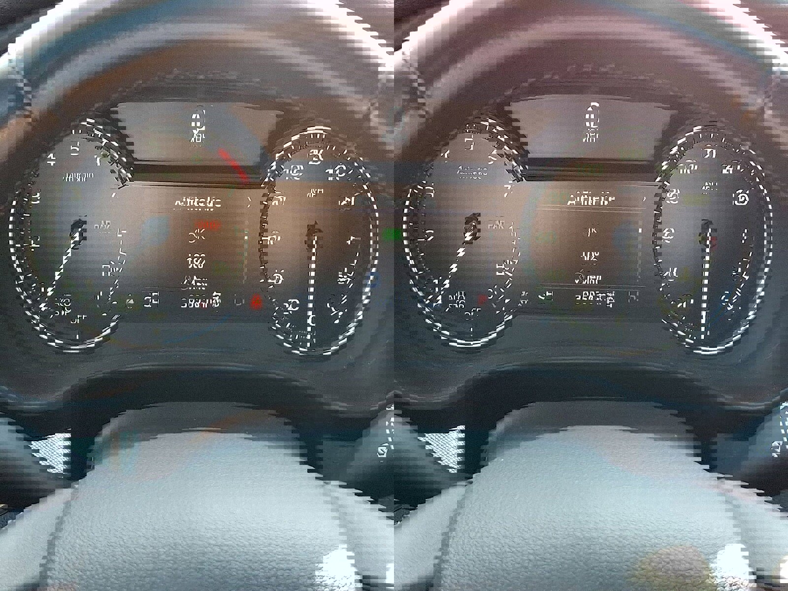 Certified 2023 Cadillac XT4 Premium Luxury w/ Driver Assist Package image 13