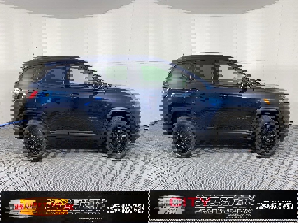 New 2026 Jeep Compass Latitude image 8