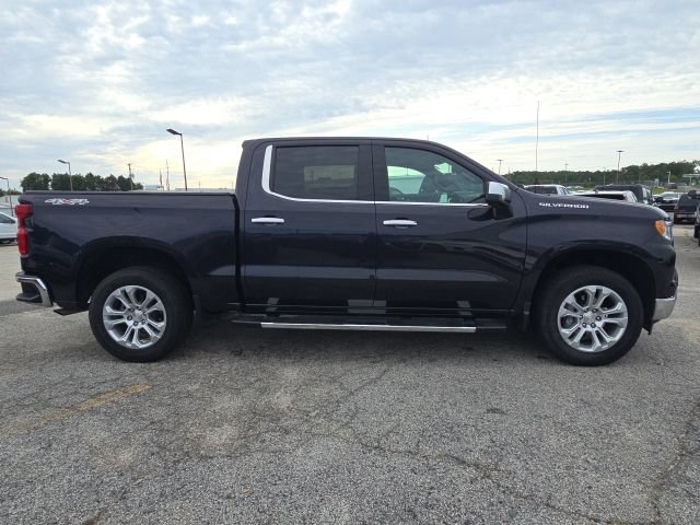Used 2022 Chevrolet Silverado 1500 LTZ w/ LTZ Convenience Package II AWD/4WD image 6