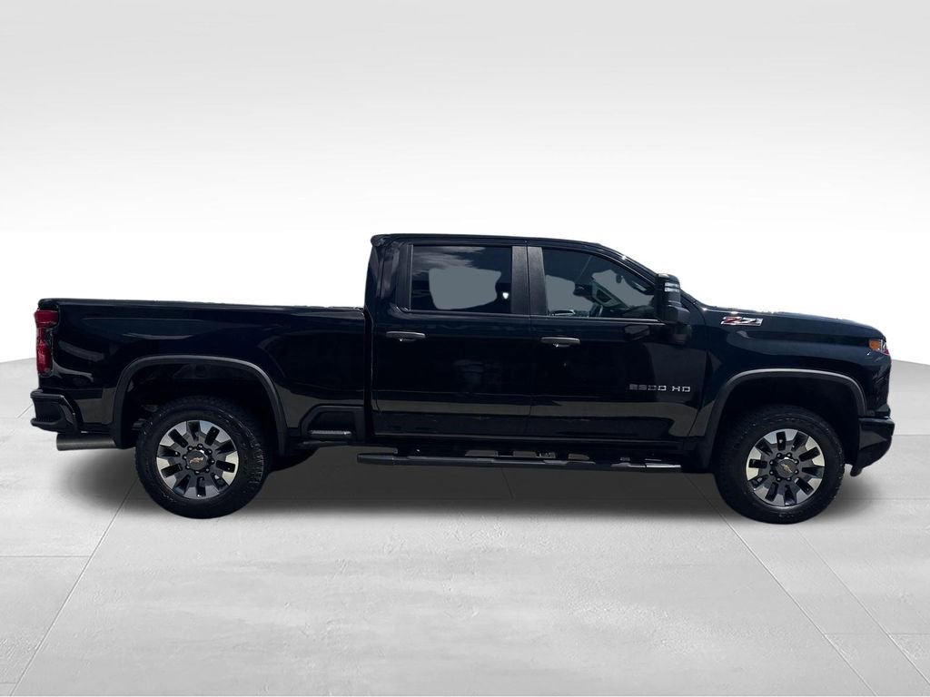 Used 2024 Chevrolet Silverado 2500 Custom w/ Custom Value Package AWD/4WD image 7
