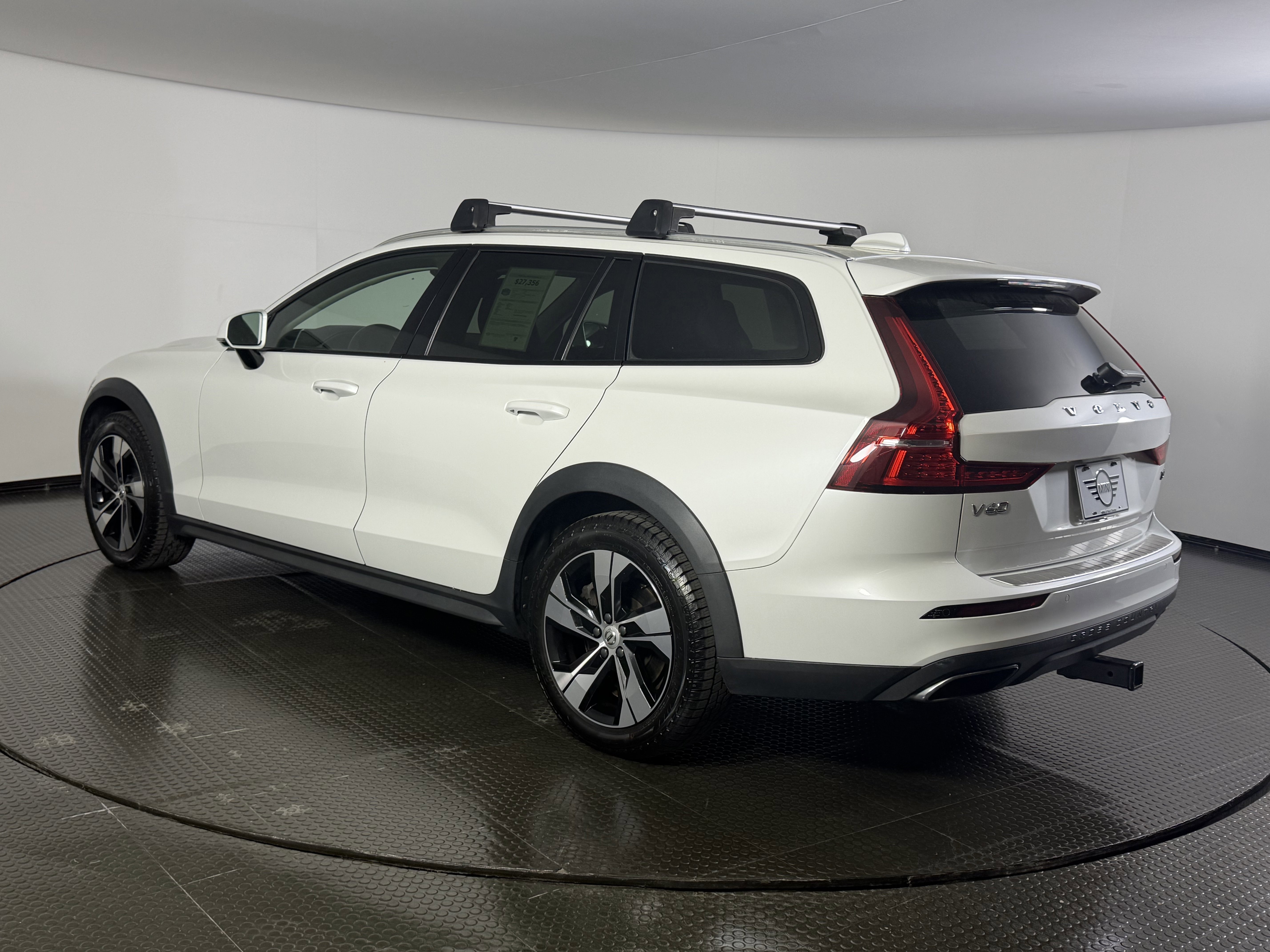 Used 2020 Volvo V60 T5 Cross Country w/ Protection Package Premier AWD/4WD image 6