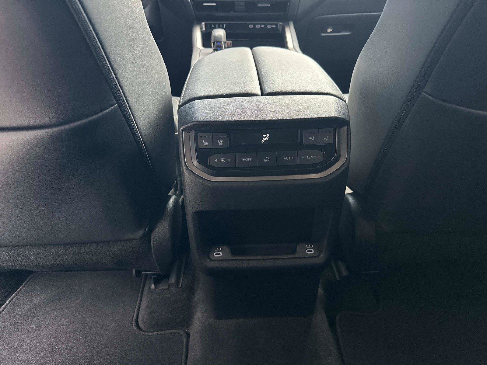 Certified 2026 Lexus TX 350 AWD w/ Technology Package image 18