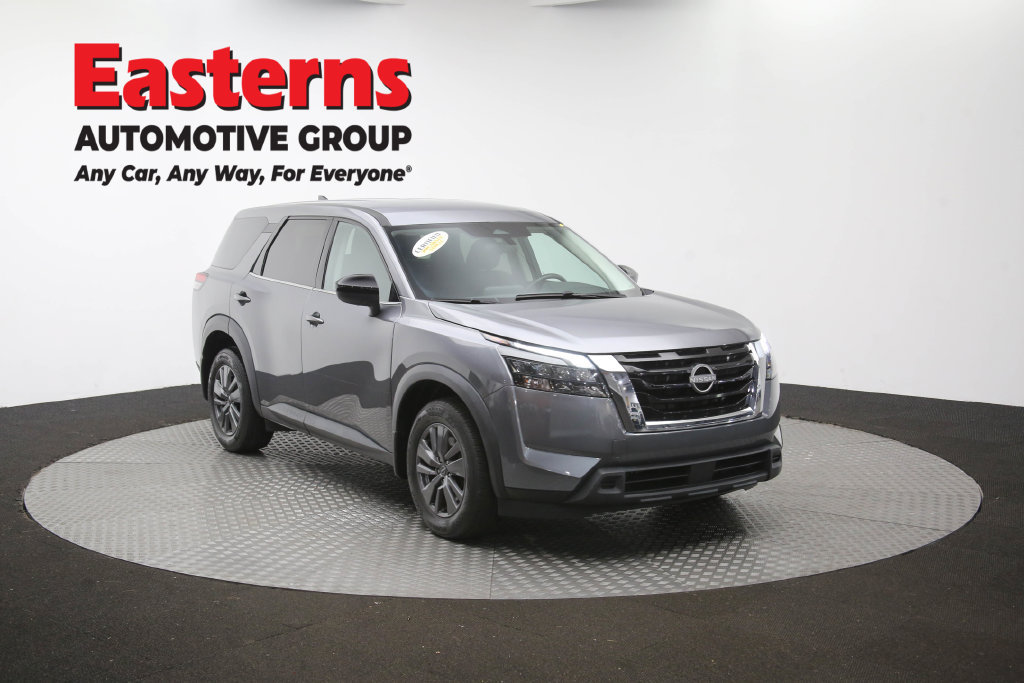 Used 2024 Nissan Pathfinder S AWD/4WD image 52
