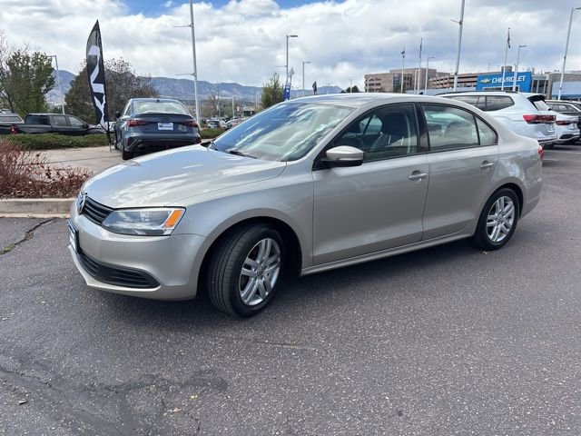 Used 2014 Volkswagen Jetta SE FWD image 3