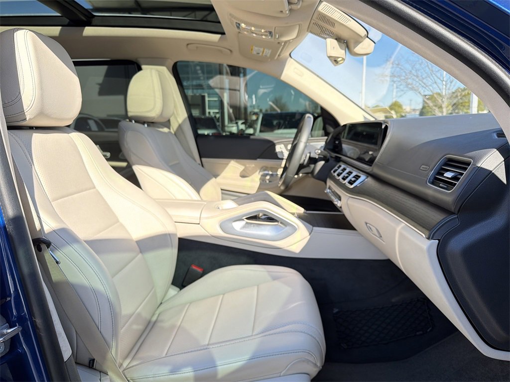 Certified 2020 Mercedes-Benz GLS 450 4MATIC image 22