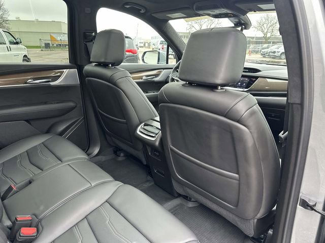 Certified 2025 Cadillac XT6 Premium Luxury w/ Platinum Package AWD/4WD image 57