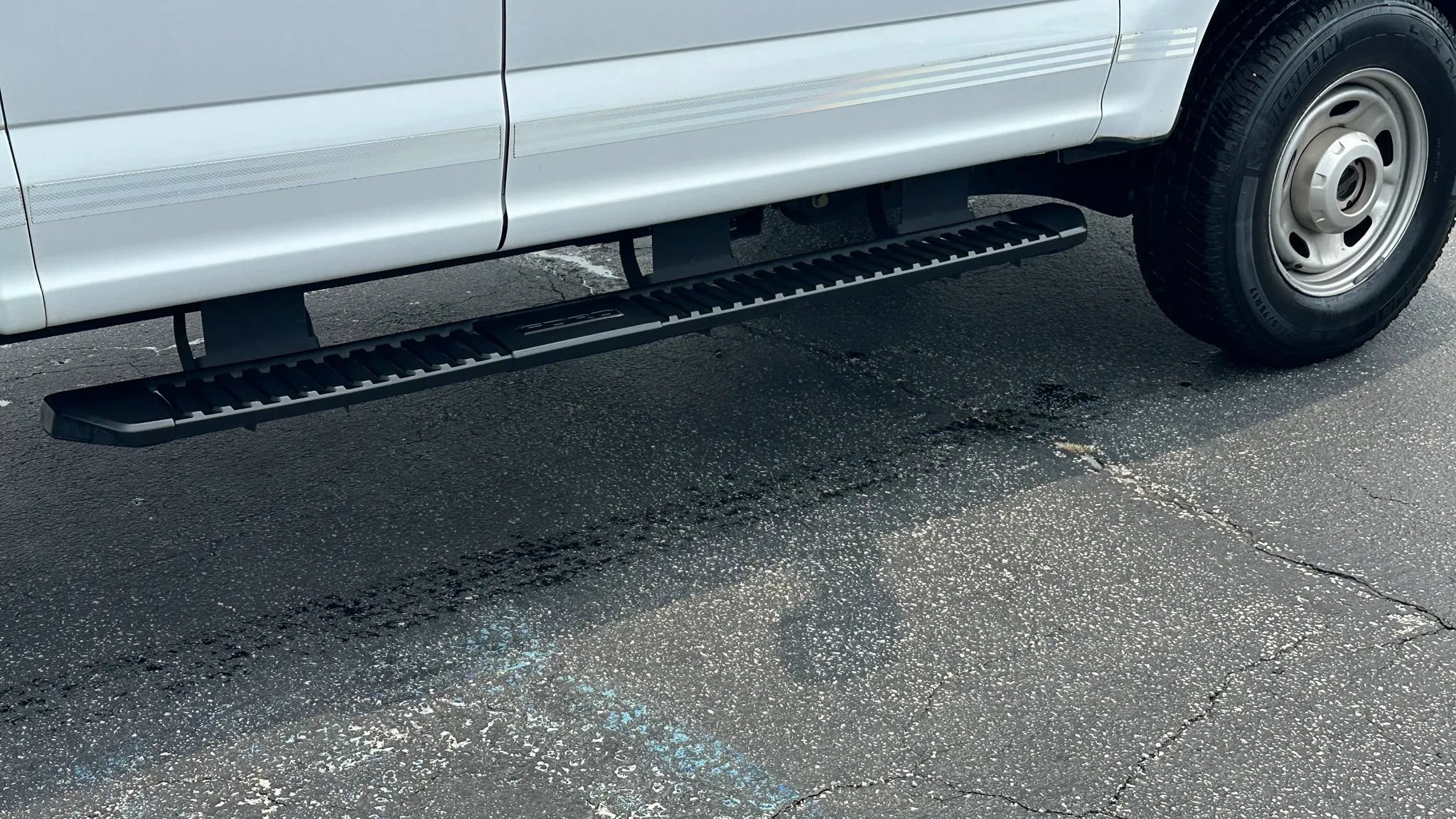 Used 2019 Ford F250 XL w/ Power Equipment Group AWD/4WD image 5