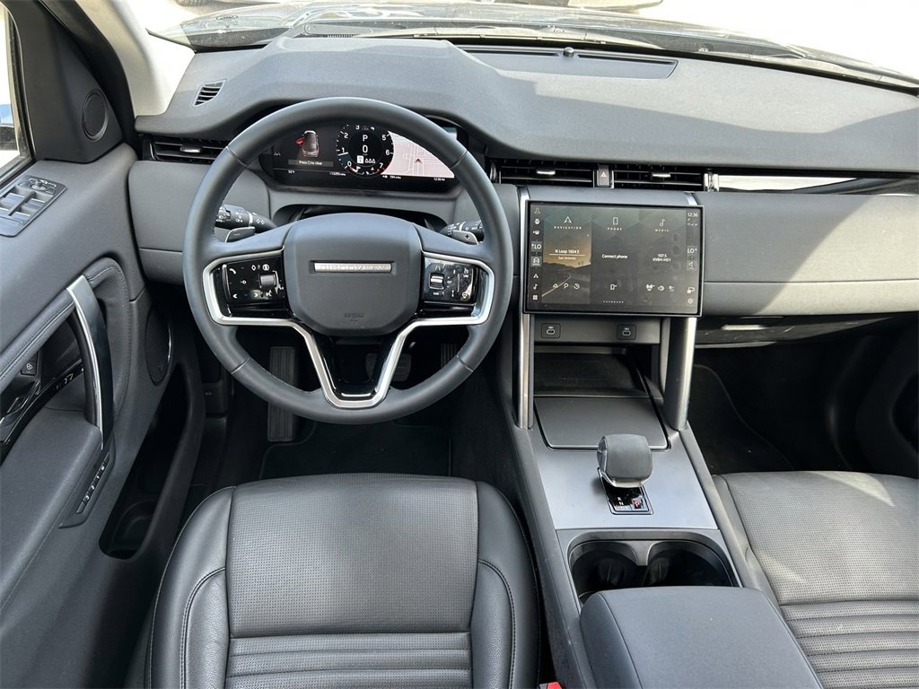 Used 2024 Land Rover Discovery Sport S image 19