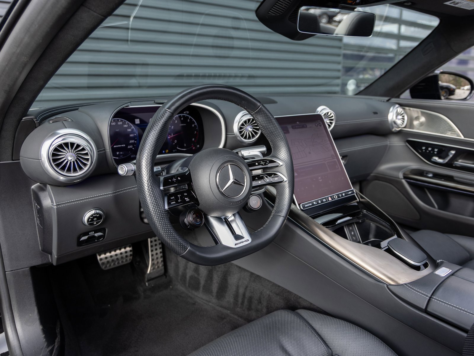 Used 2022 Mercedes-Benz SL 63 AMG 4MATIC image 17